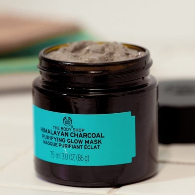*Himalayan Charcoal Purifying Glow Mask*
