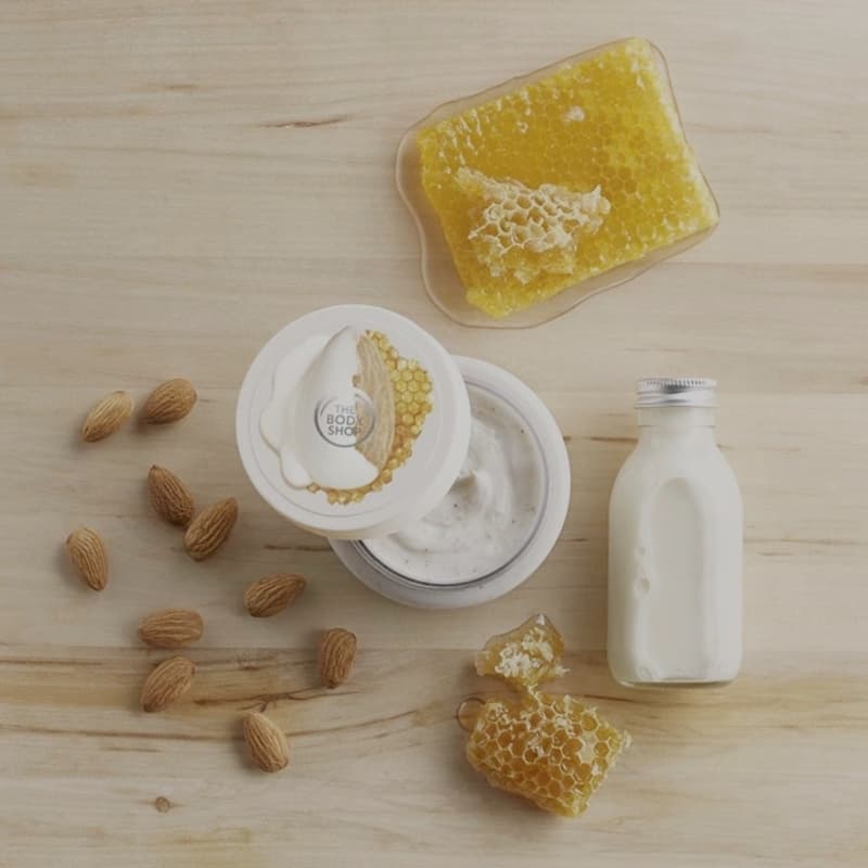 *Almond Milk & Honey Body Butter*